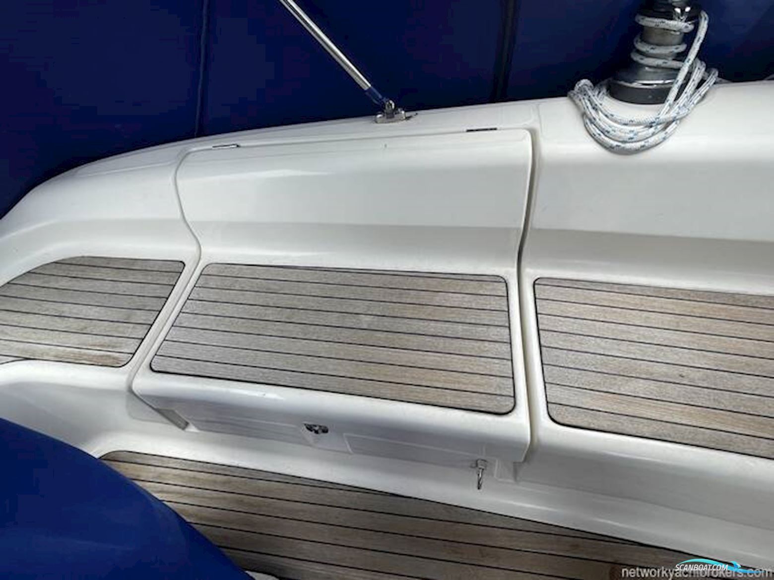 Bavaria 37