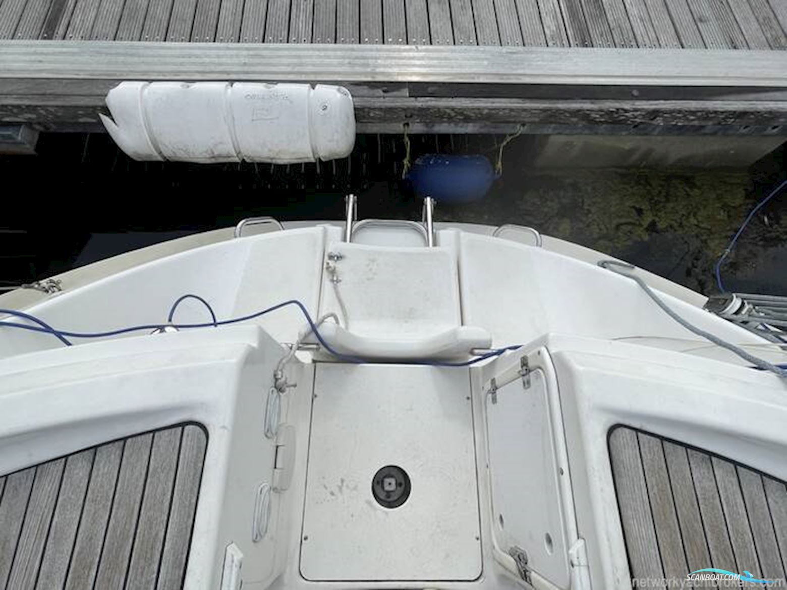 Bavaria 37