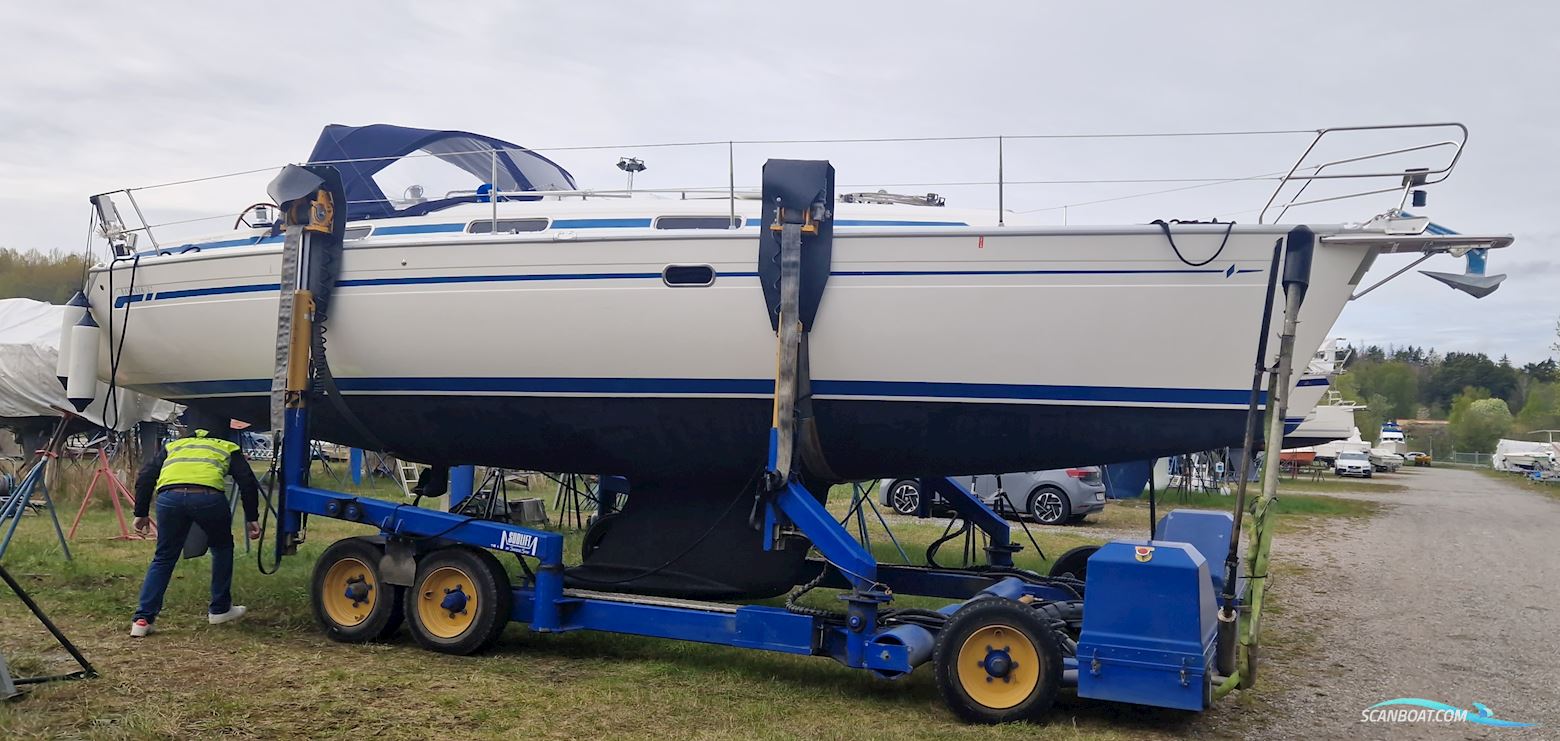 Bavaria 37