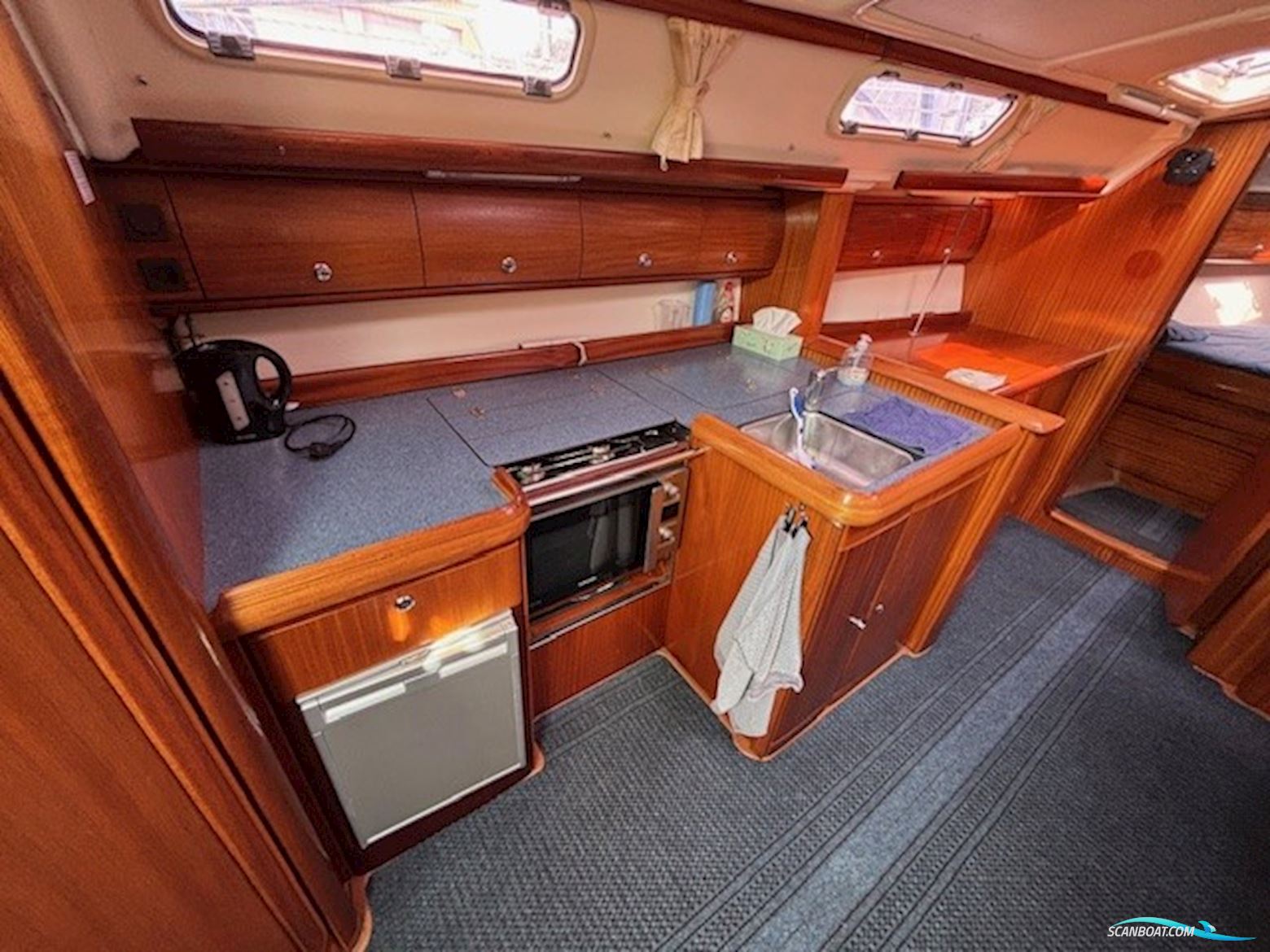 Bavaria 38-2