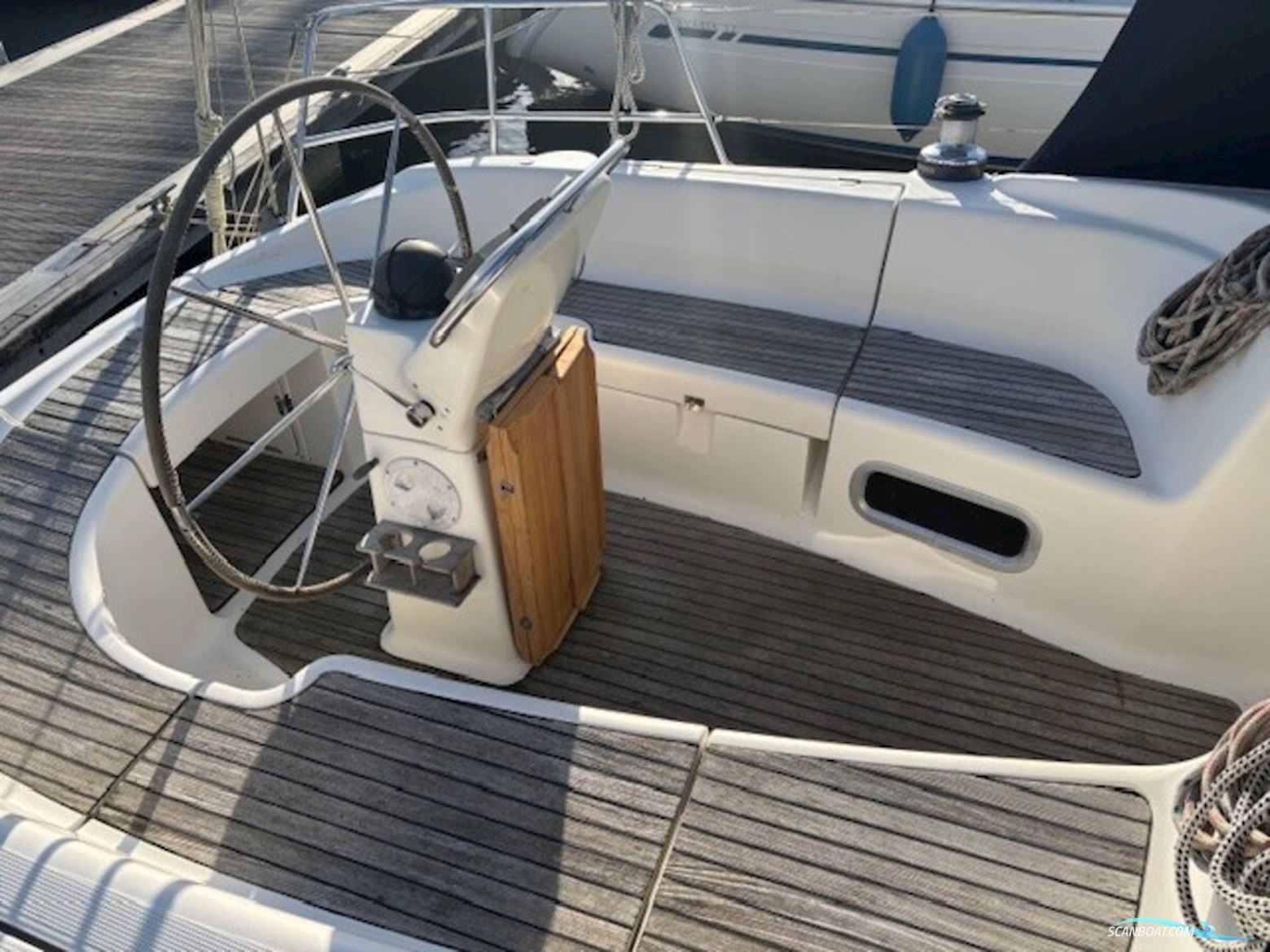 Bavaria 38-3