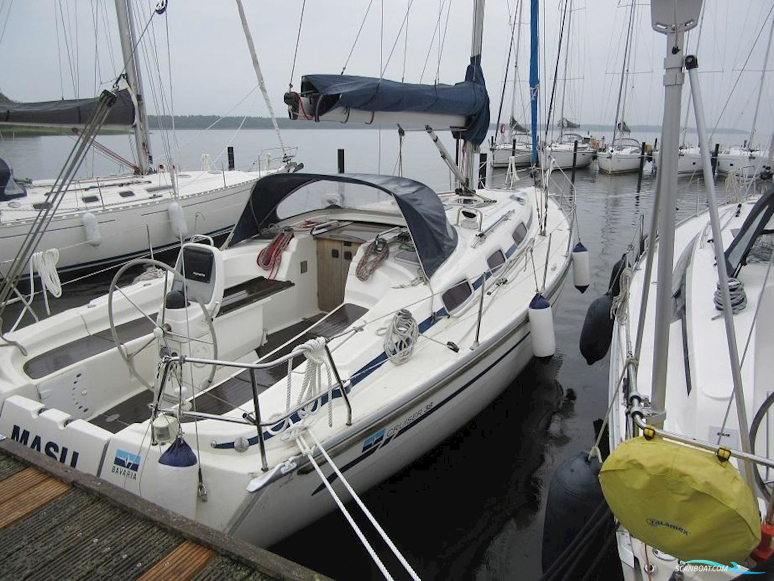 Bavaria 38 cruiser