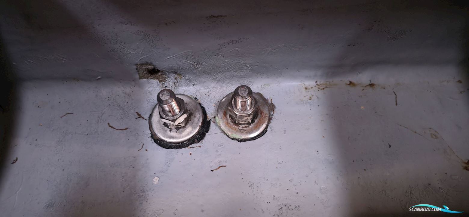 Bavaria 38 mit Liegeplatz und Winterlager, Rostock