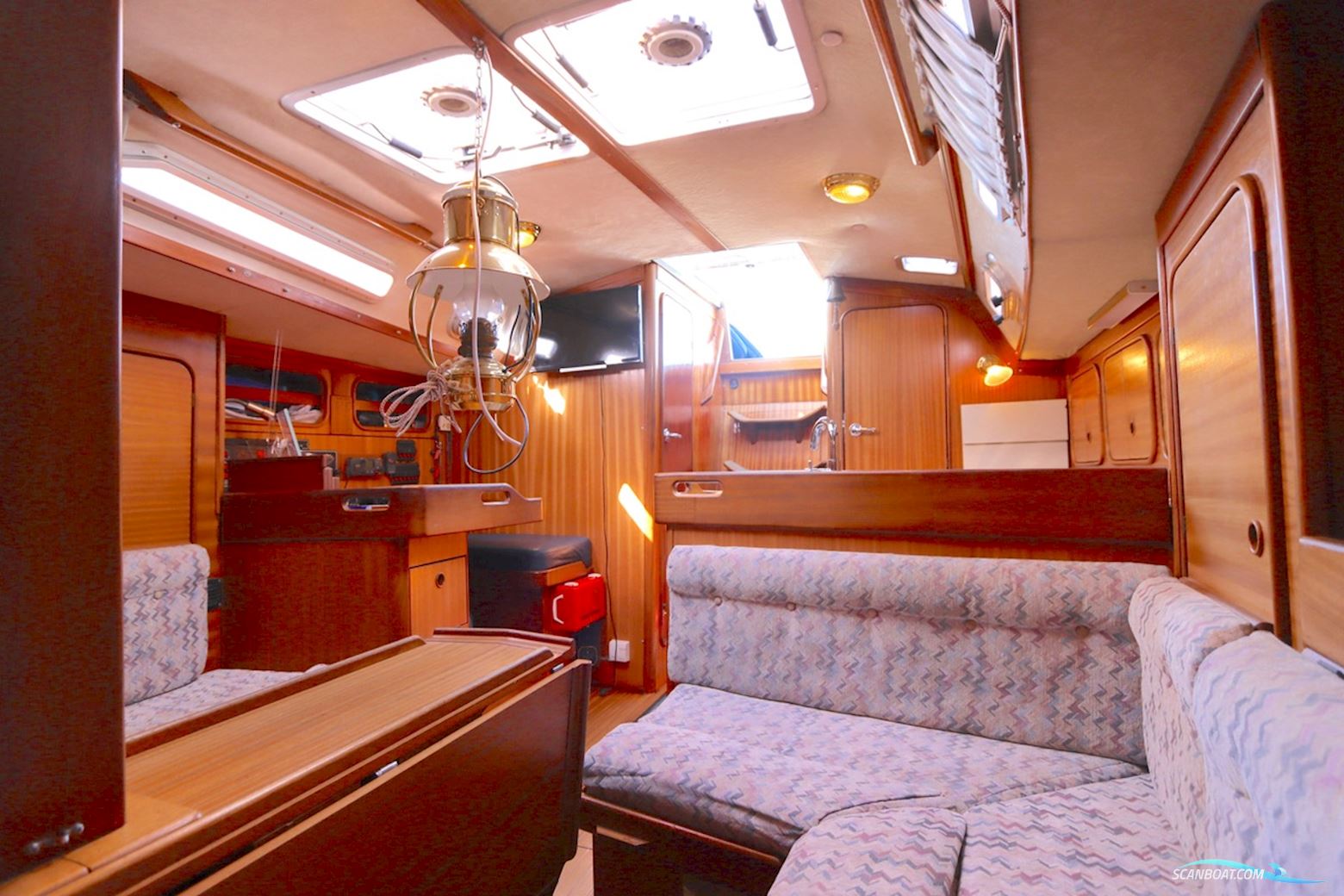 Bavaria 38