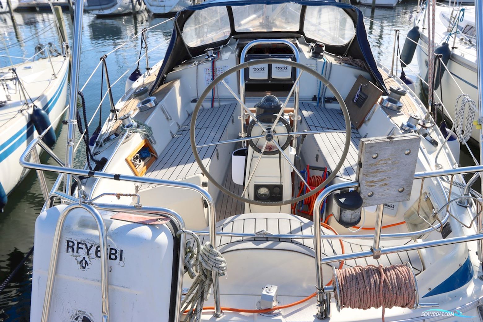 Bavaria 38