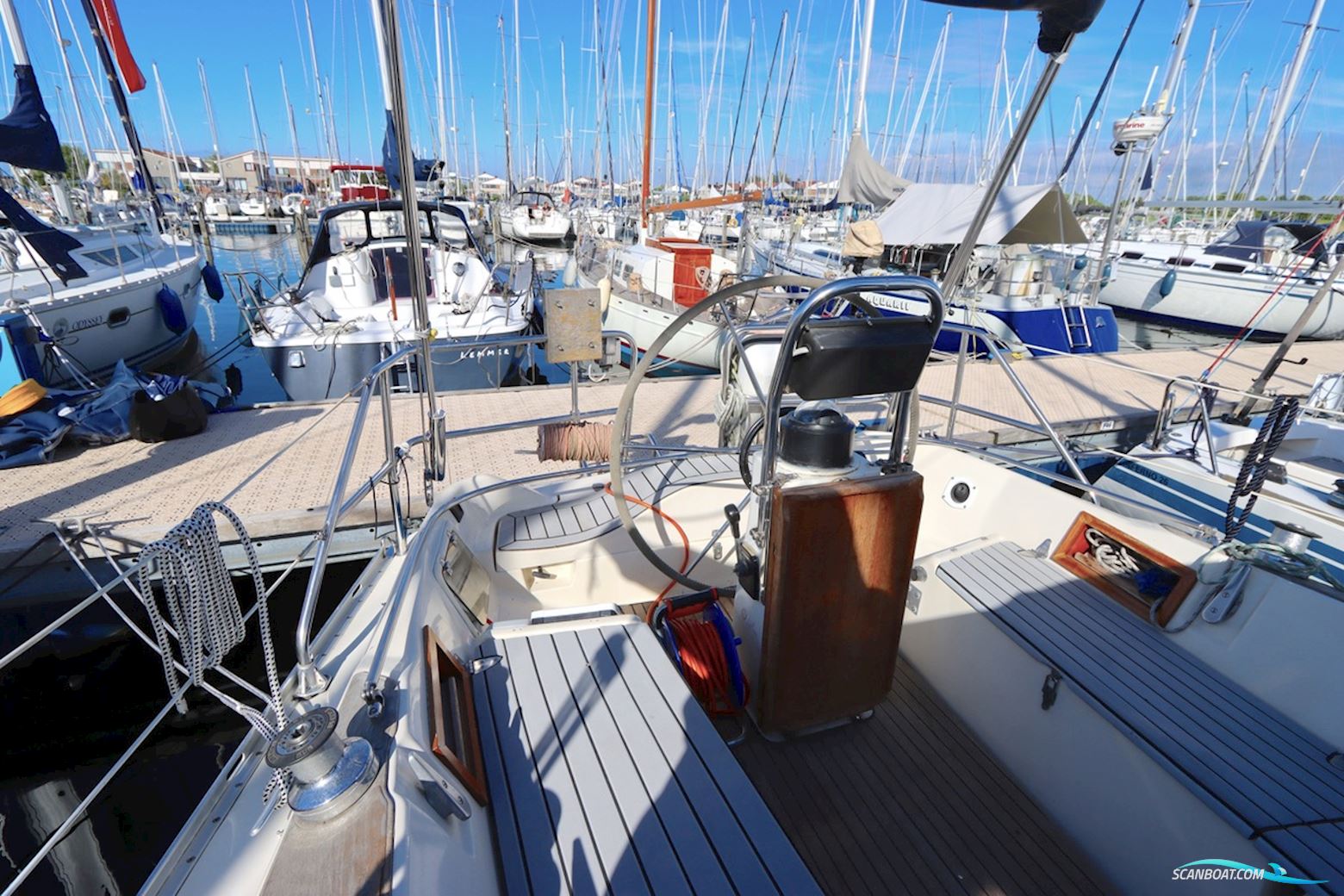 Bavaria 38