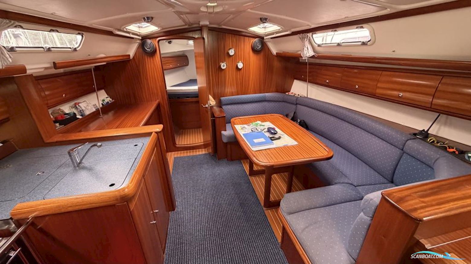 Bavaria 38