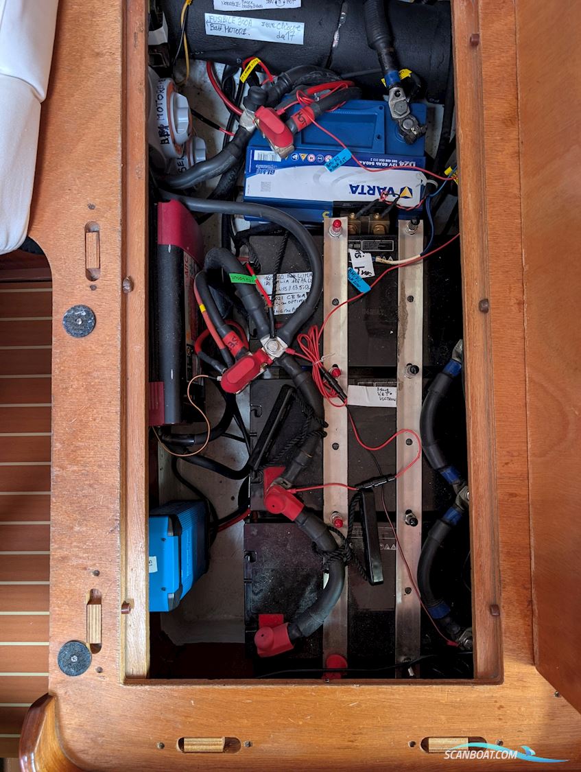 Bavaria 38