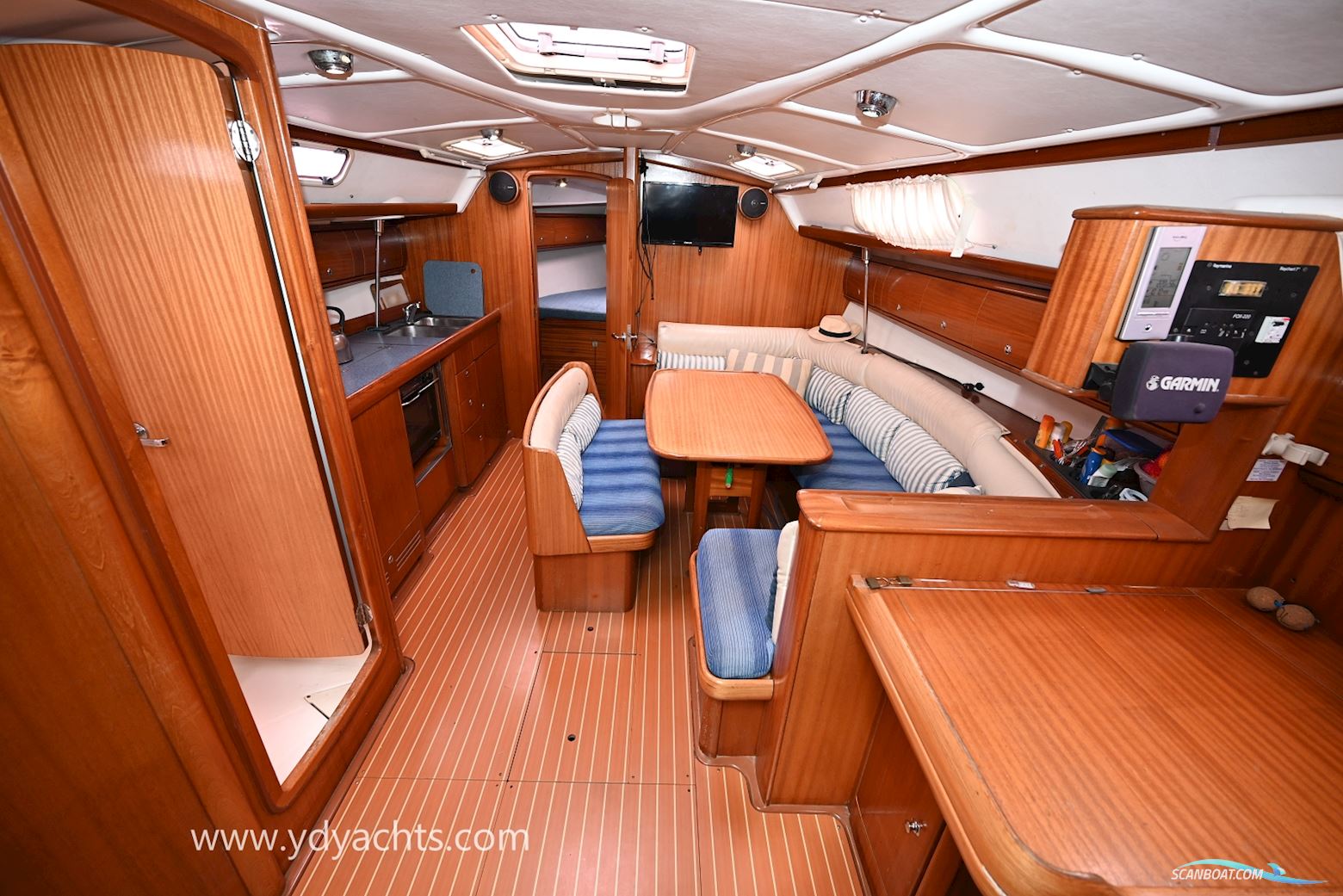 Bavaria 38