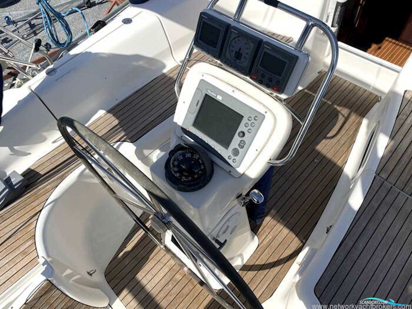 Bavaria 38