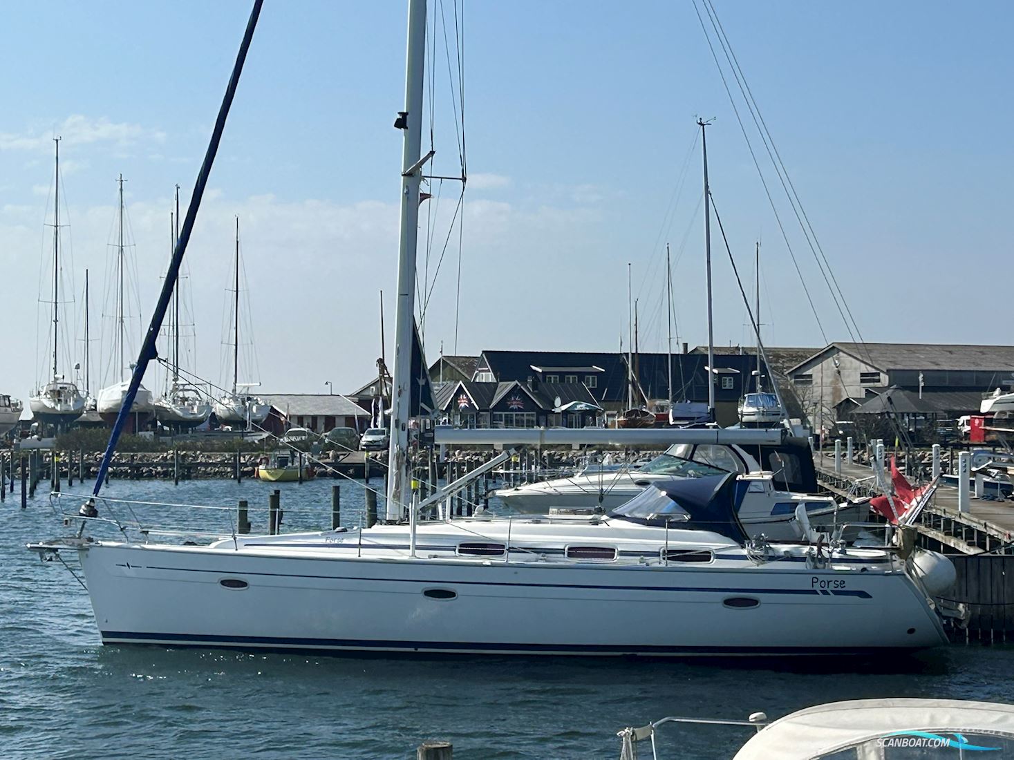 Bavaria 39