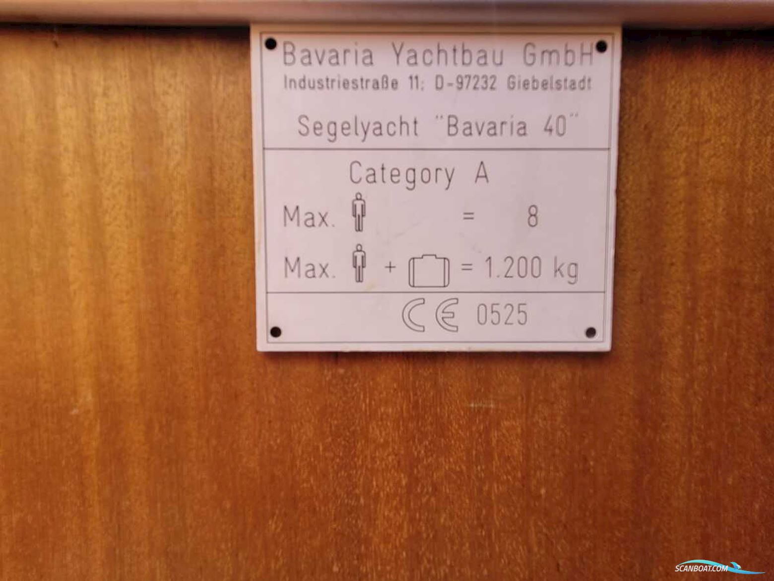 Bavaria 40-3