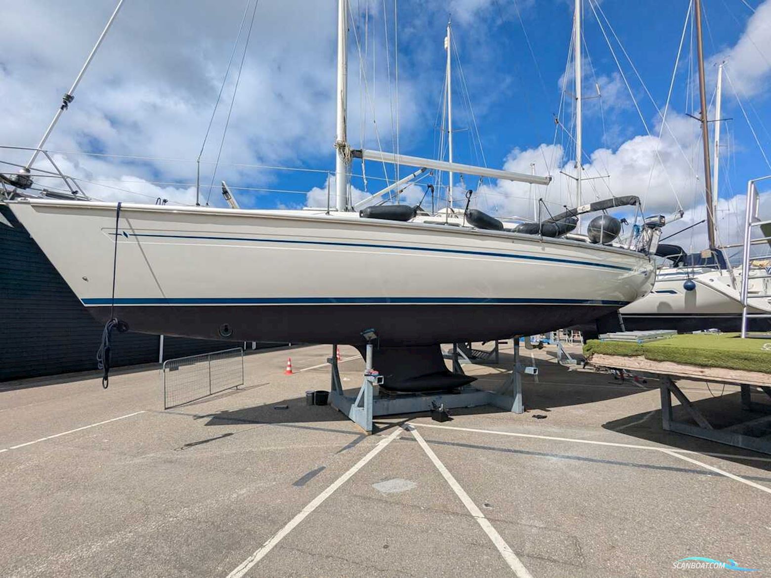 Bavaria 40-3