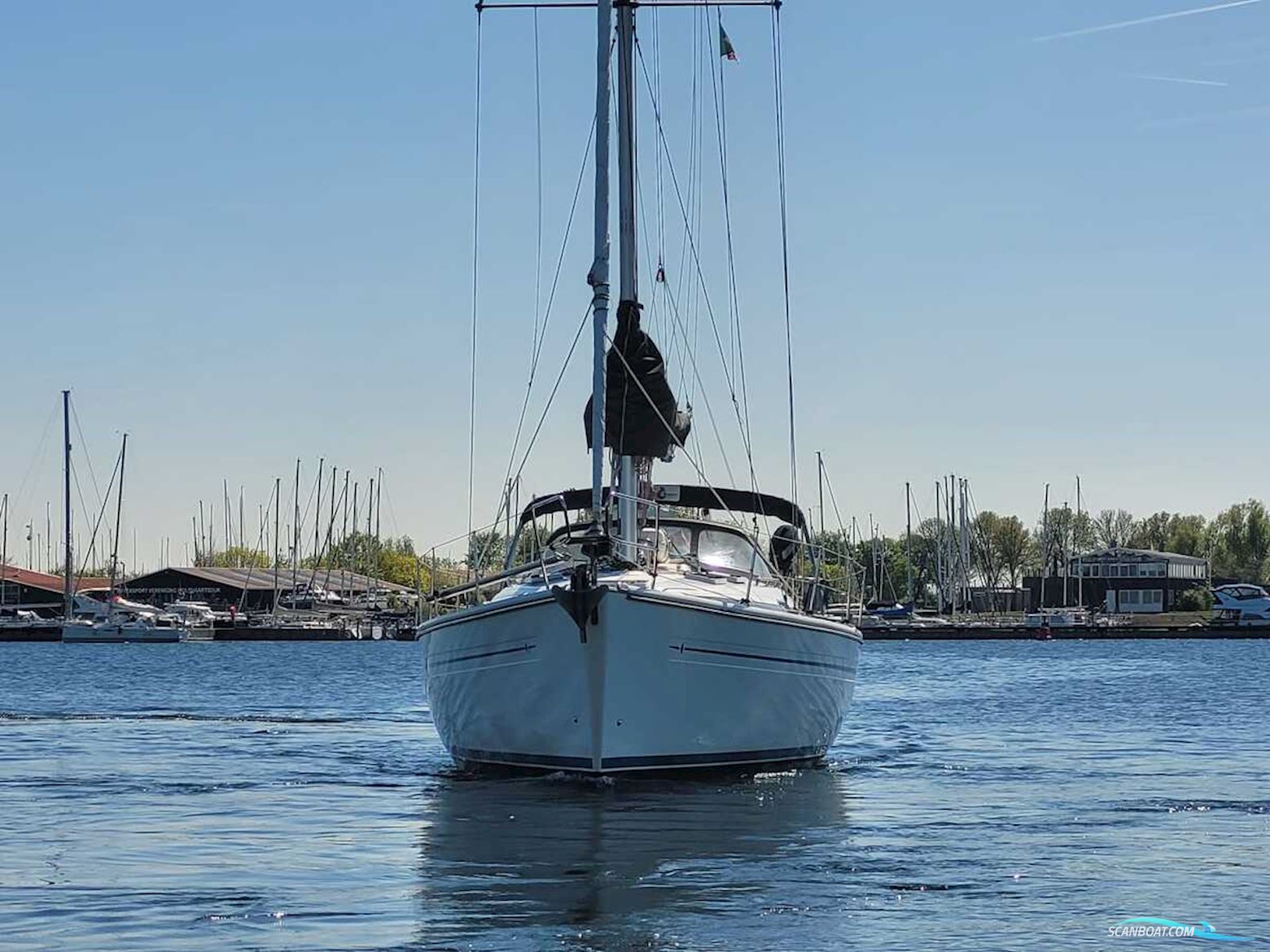 Bavaria 40-3