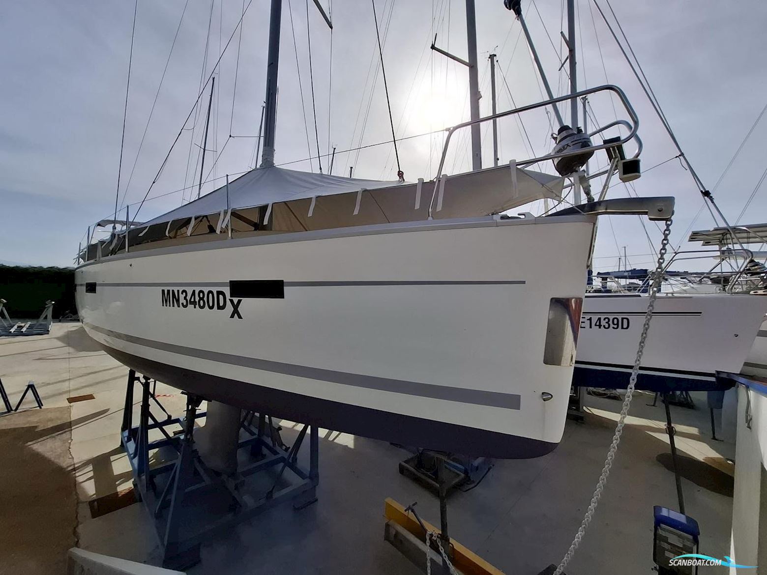 Bavaria 40 CRUISER - 2011