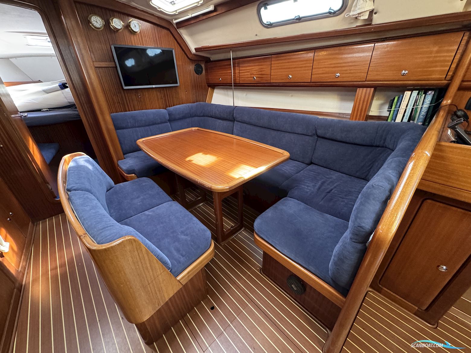 Bavaria 40
