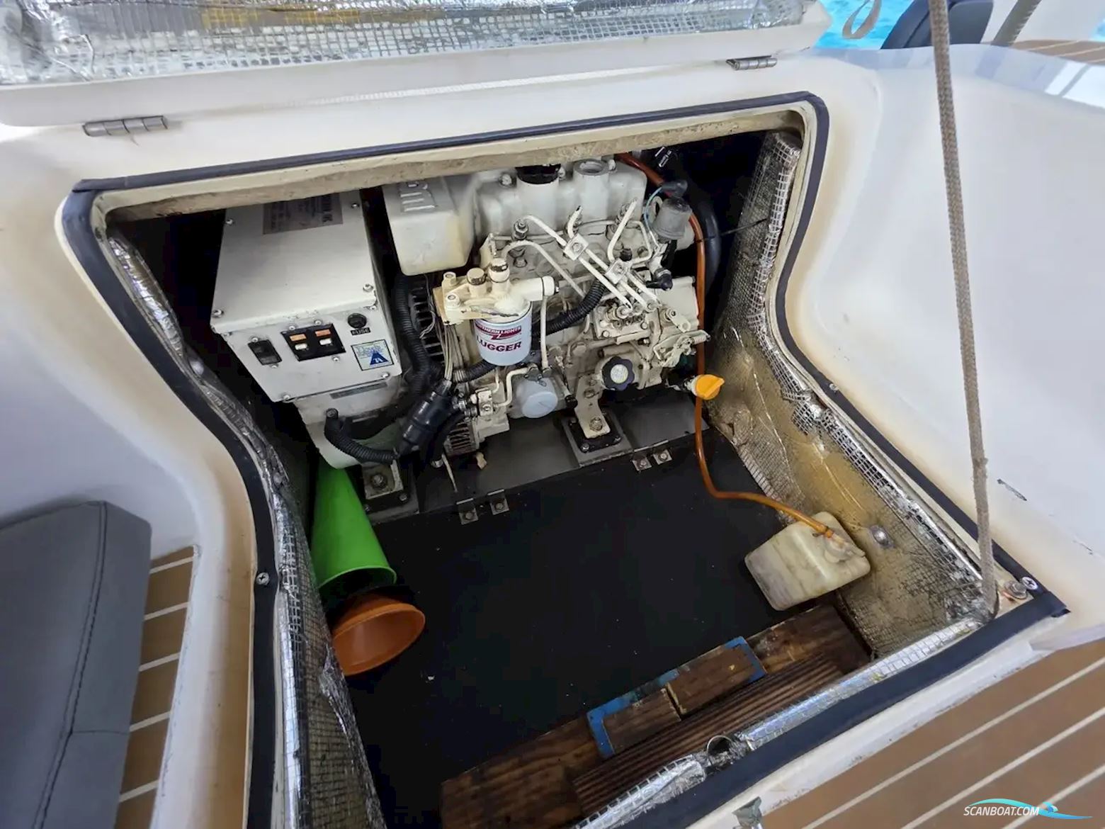 Bavaria 44