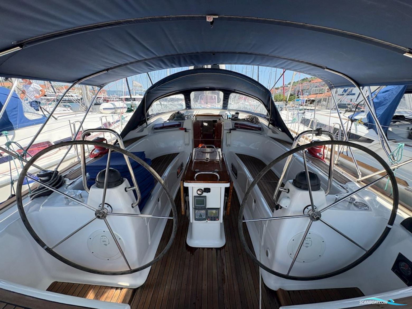 Bavaria 46 cruiser