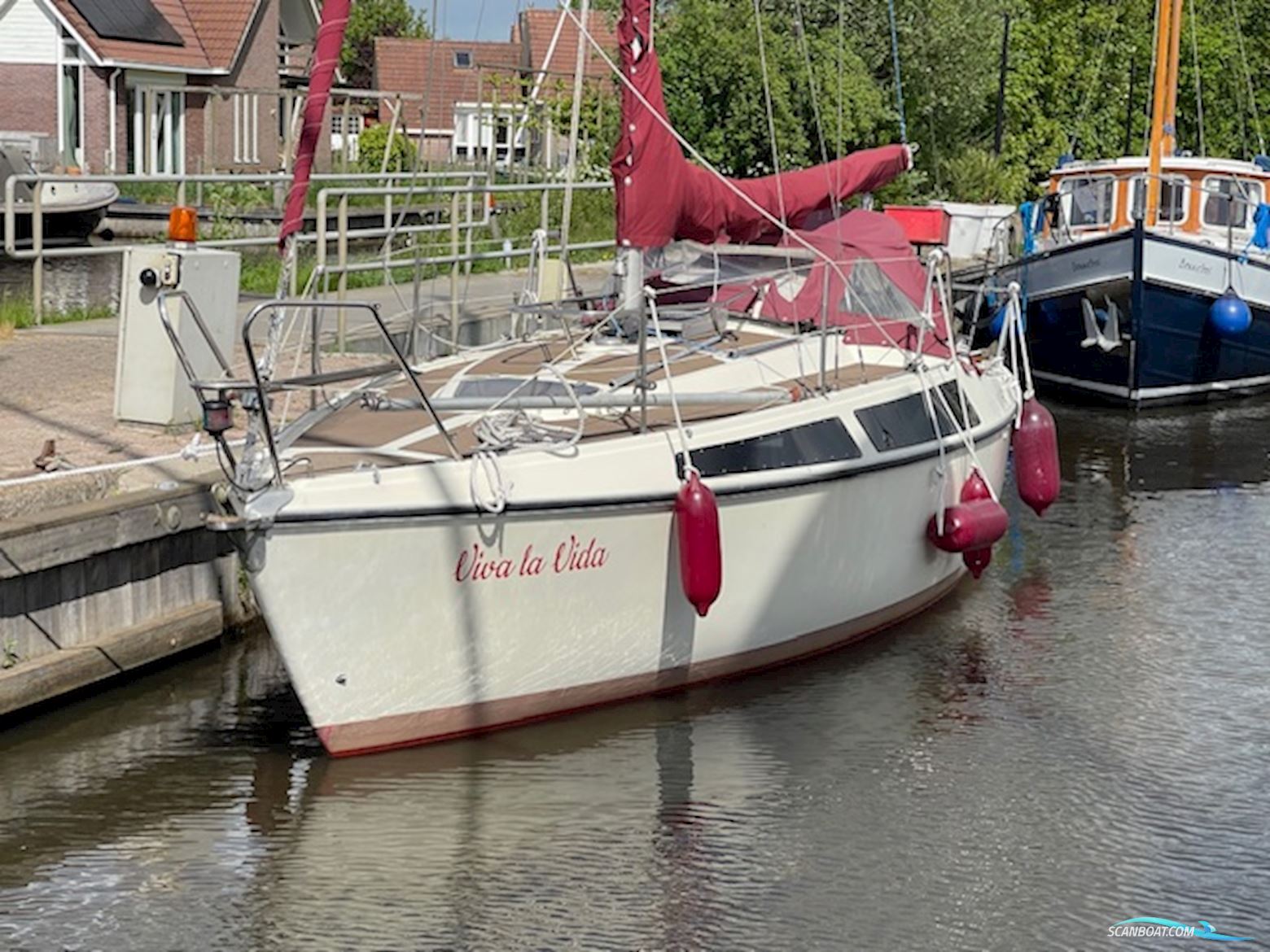 Bavaria 808 TC Segelboot 1979, mit Volvo Penta motor, Niederlande