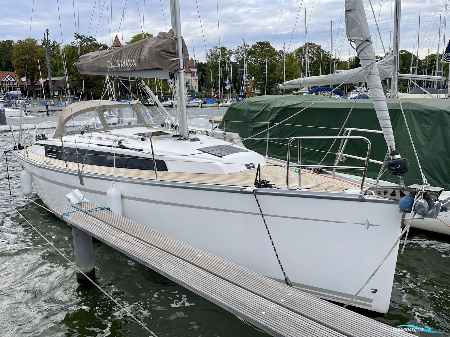 Bavaria C34 Style