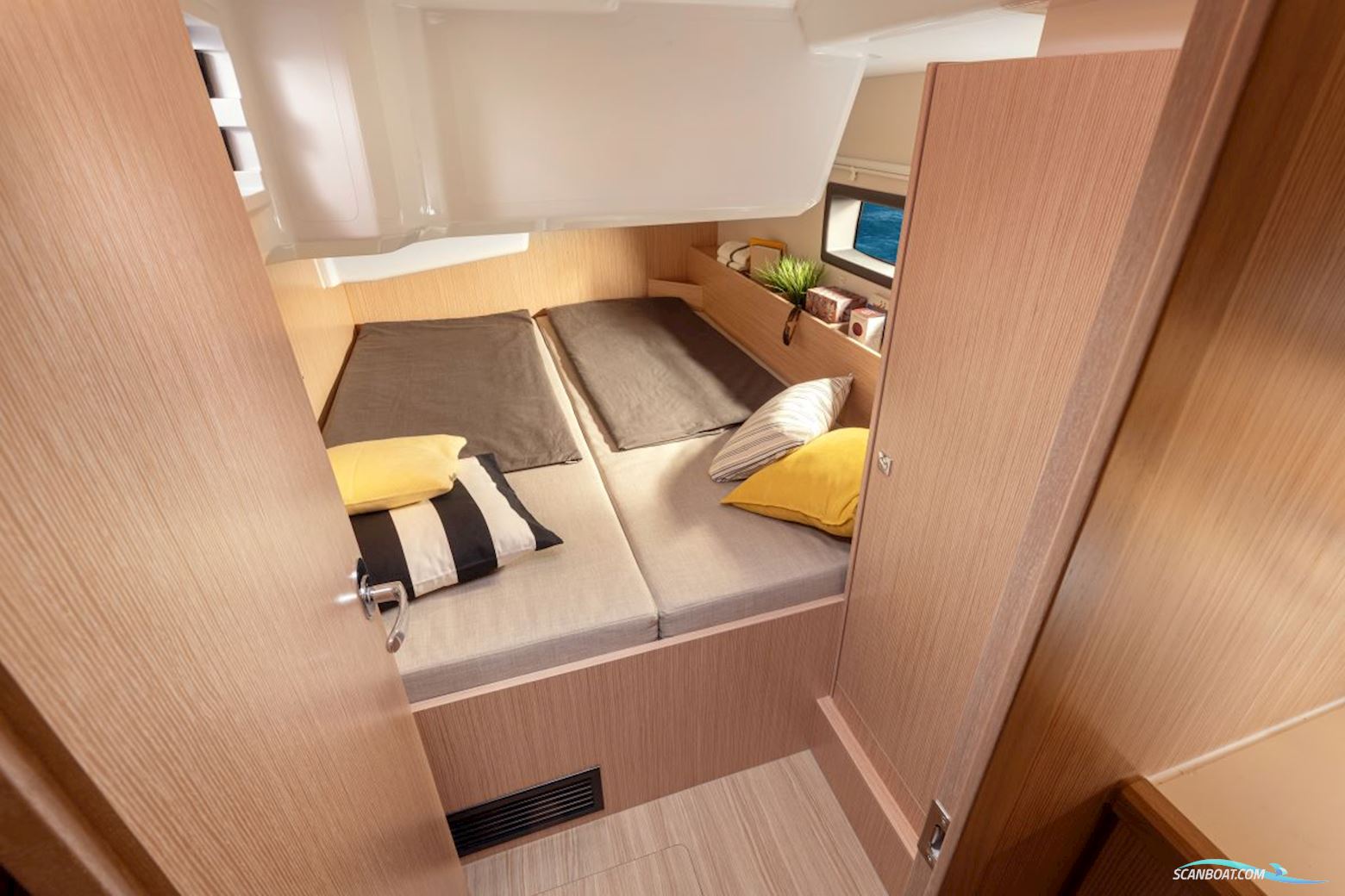 Bavaria C38 Messe