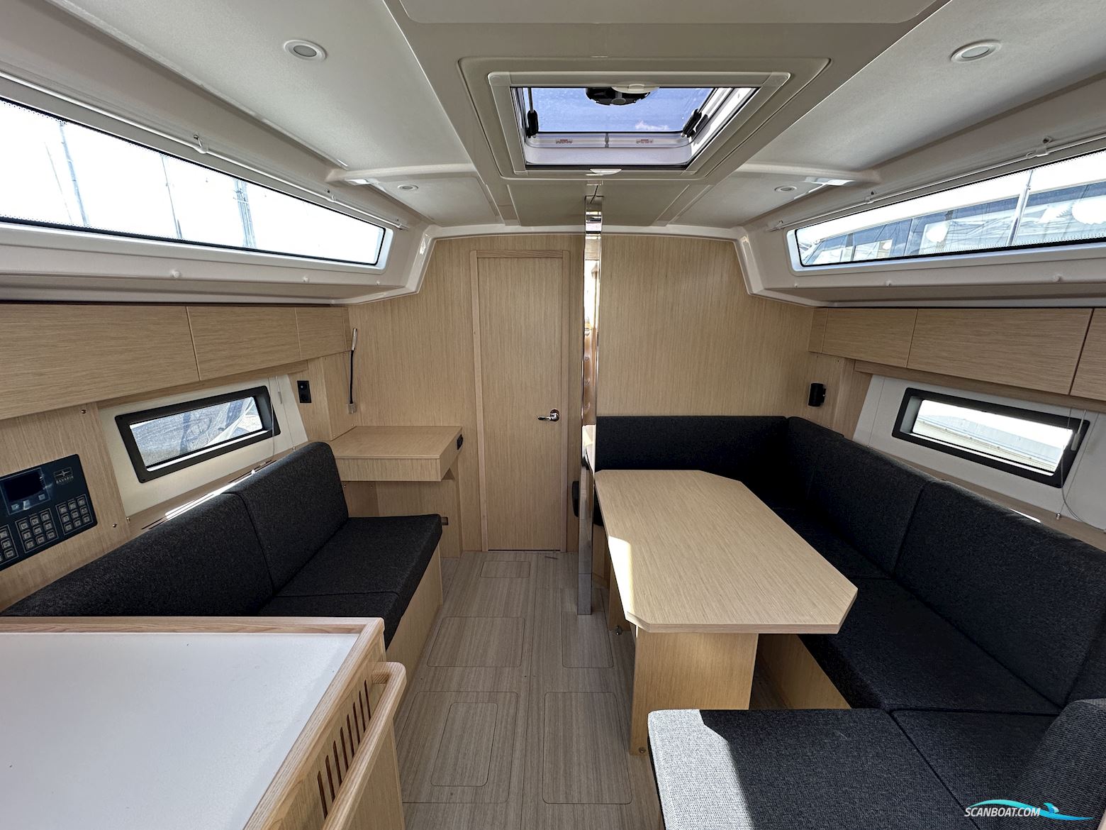 Bavaria C38