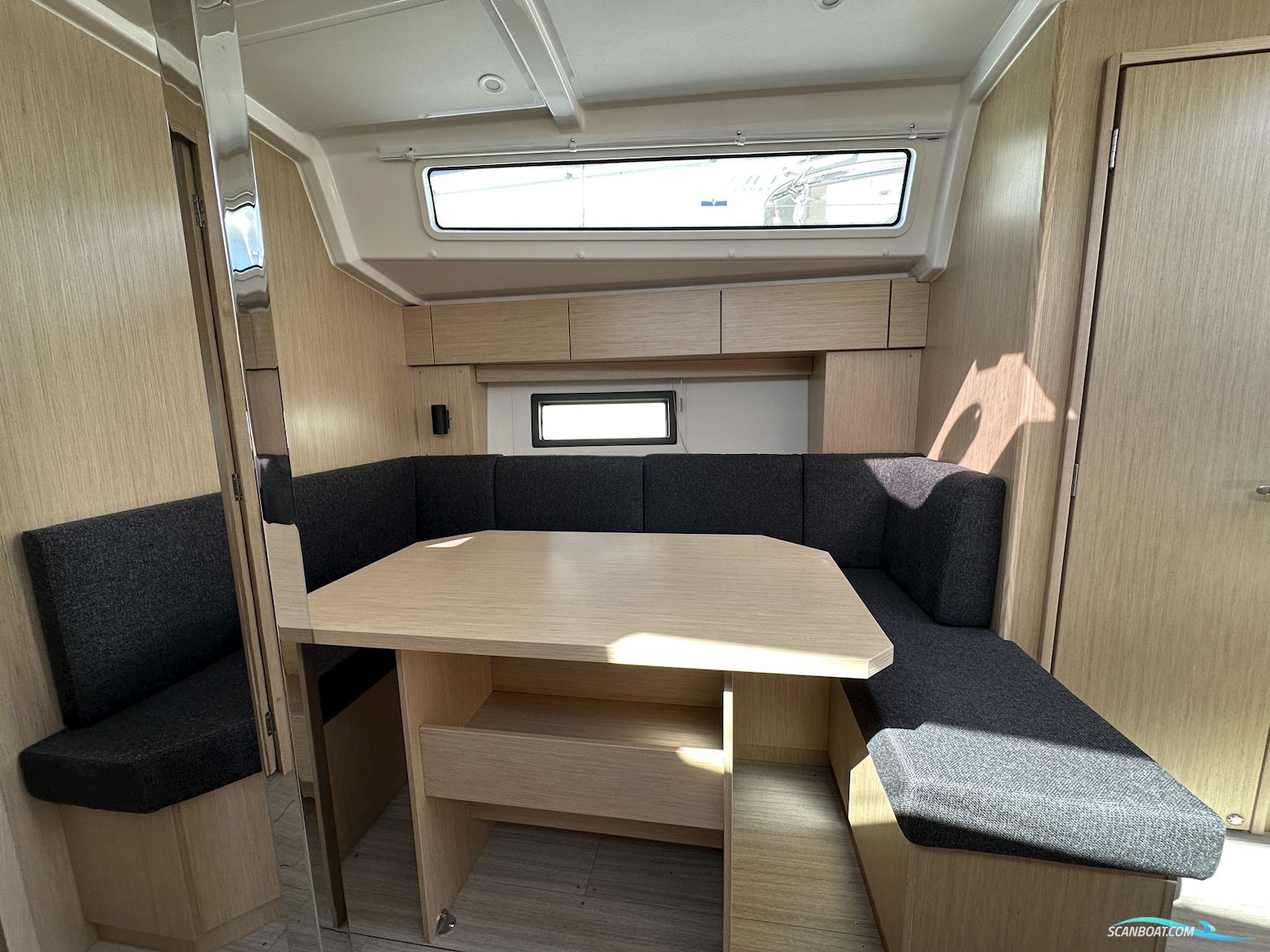 Bavaria C38