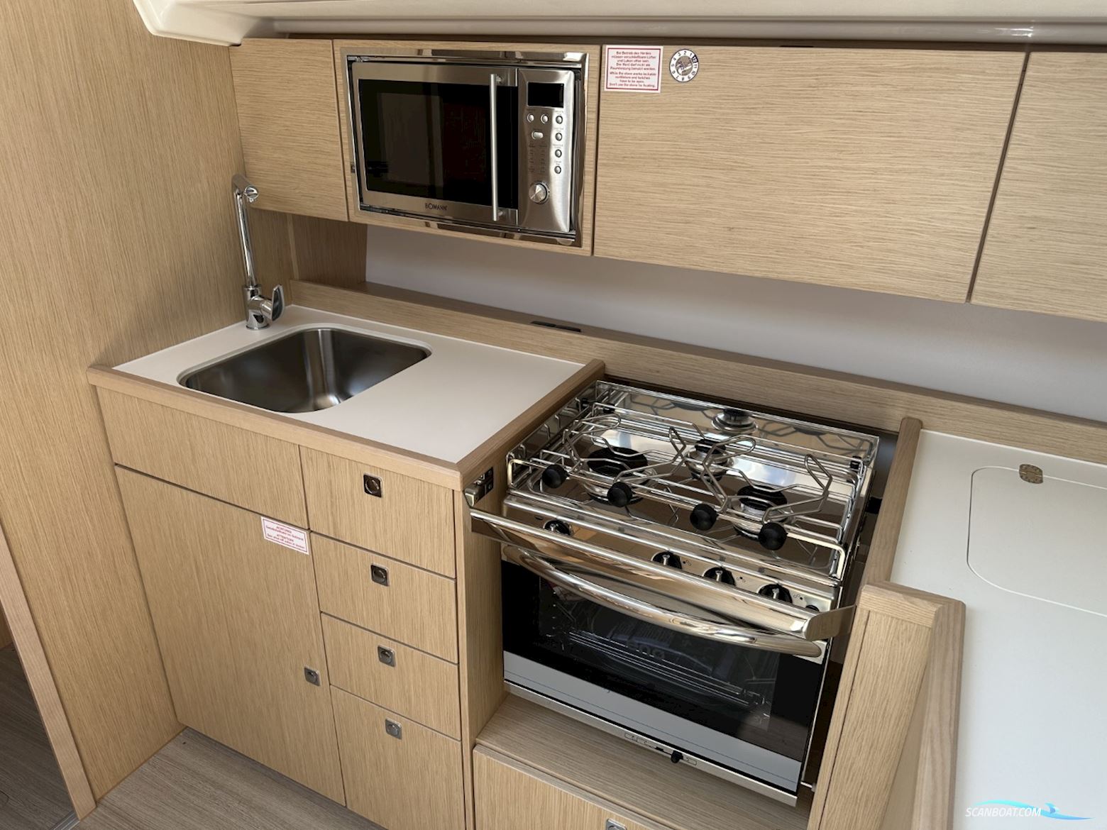 Bavaria C42