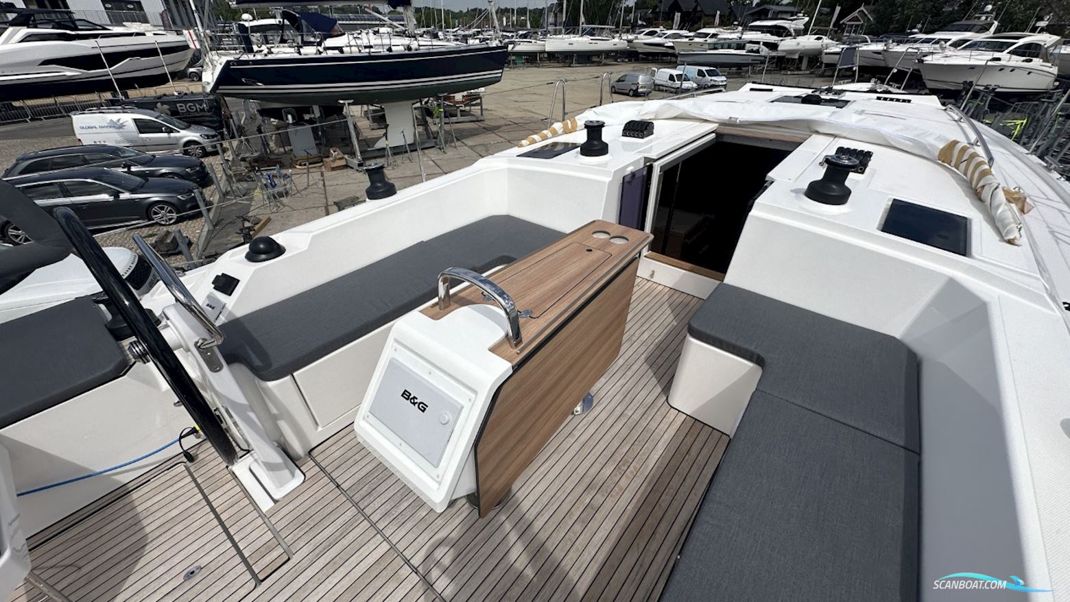 Bavaria C42