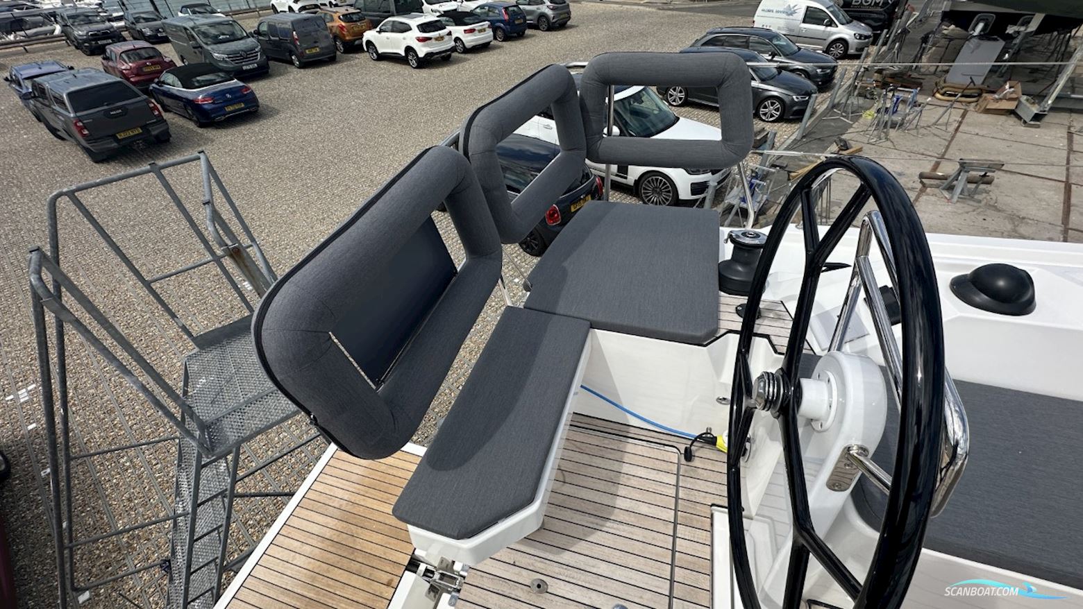 Bavaria C42