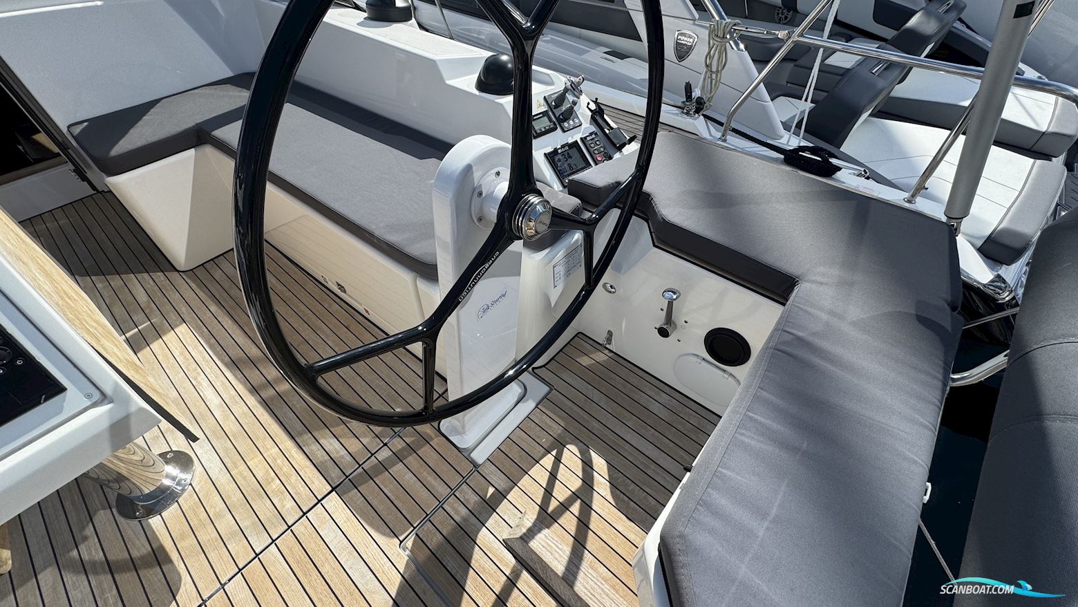 Bavaria C42