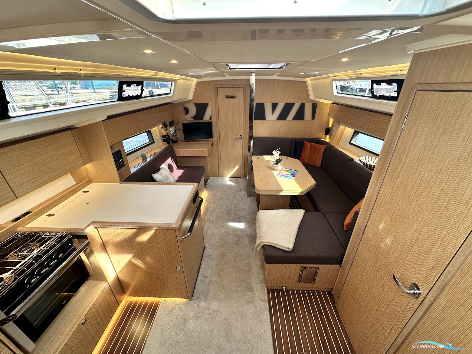 Bavaria C42