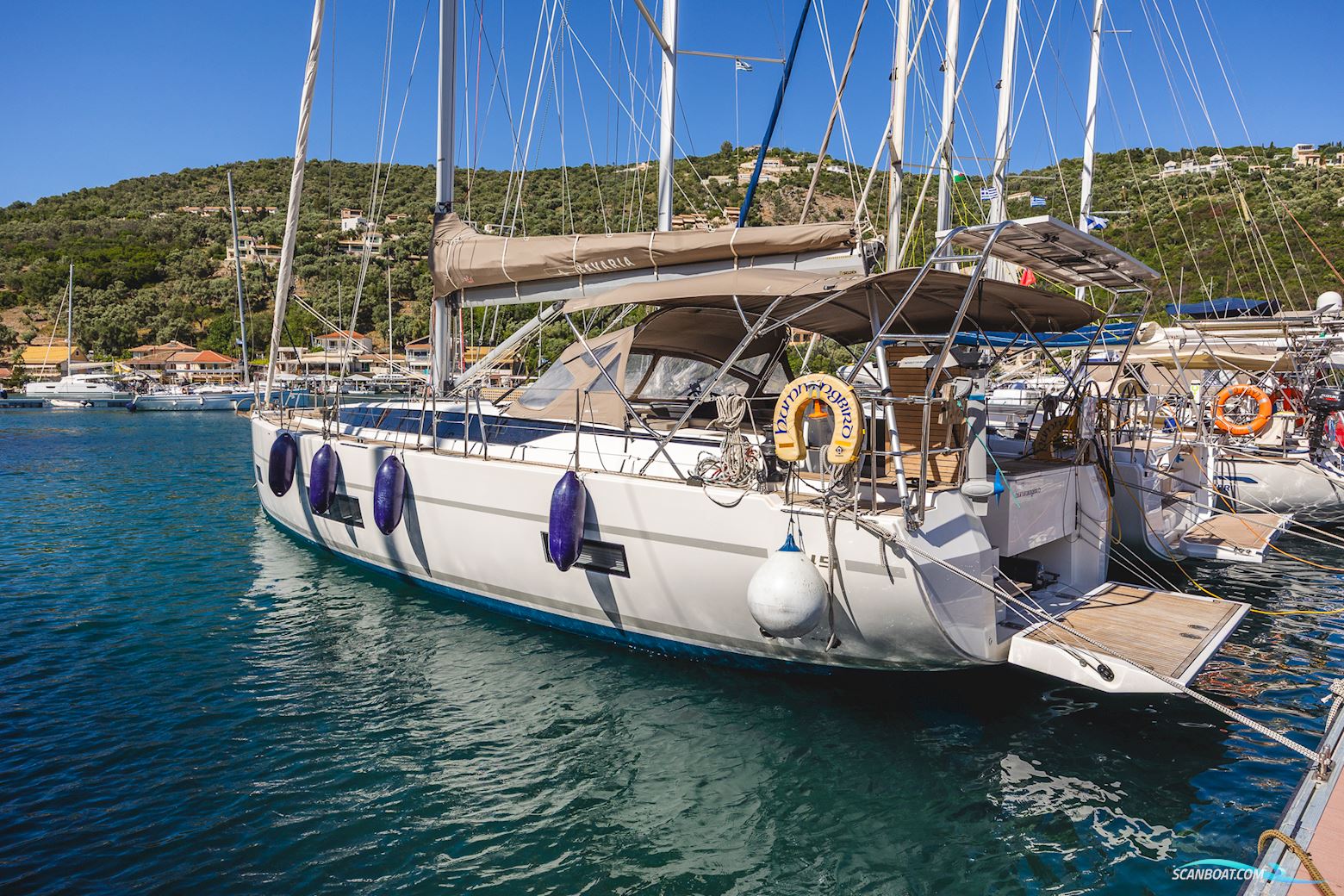 Bavaria C45 Style