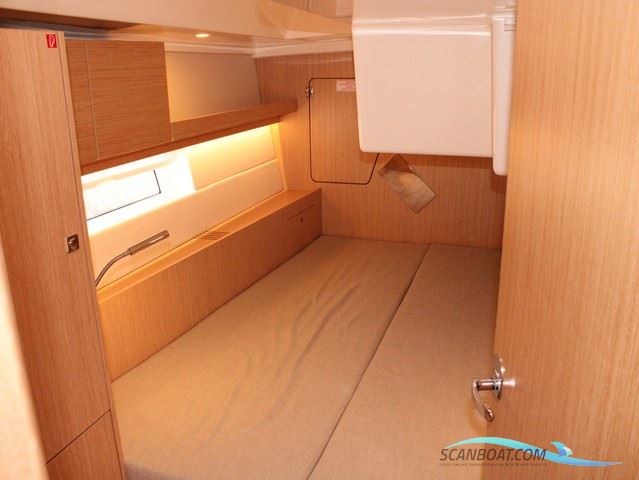 Bavaria C45 Style