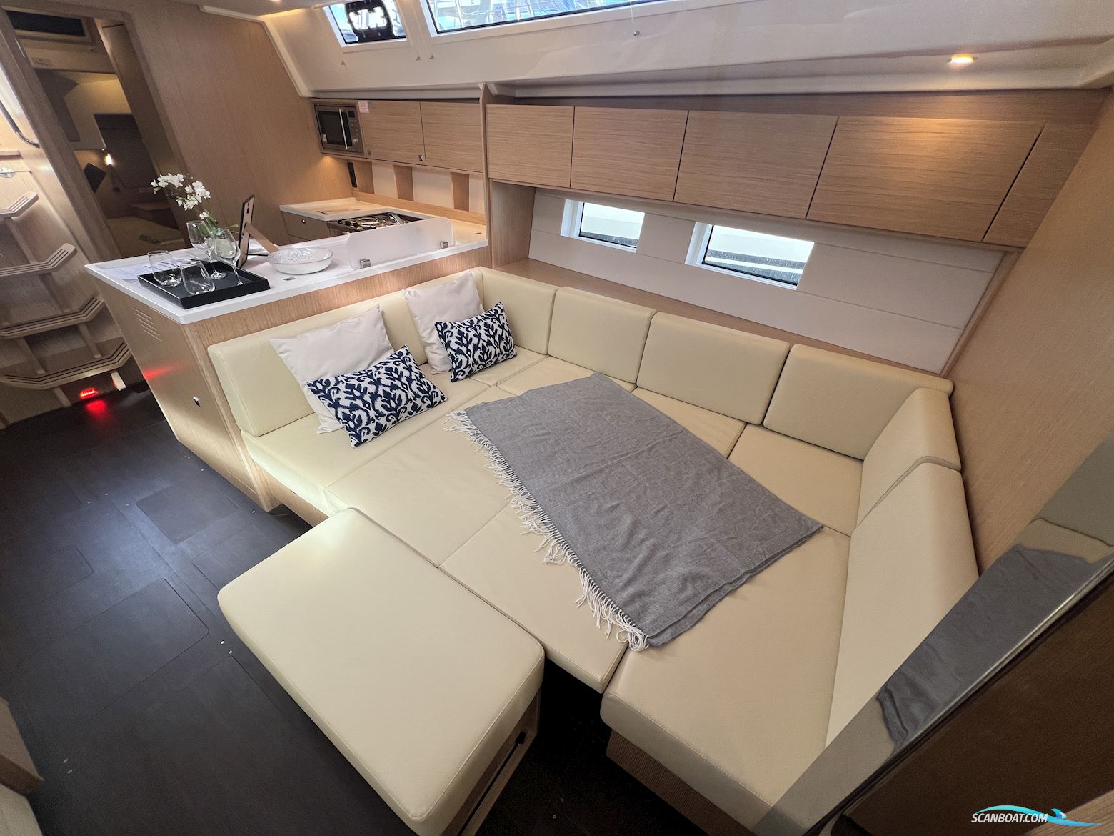 Bavaria C50 Style