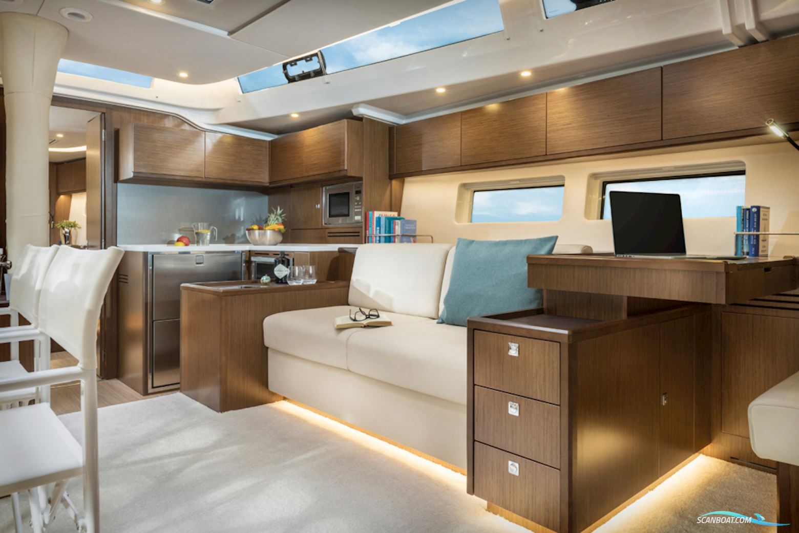 Bavaria C57 Style