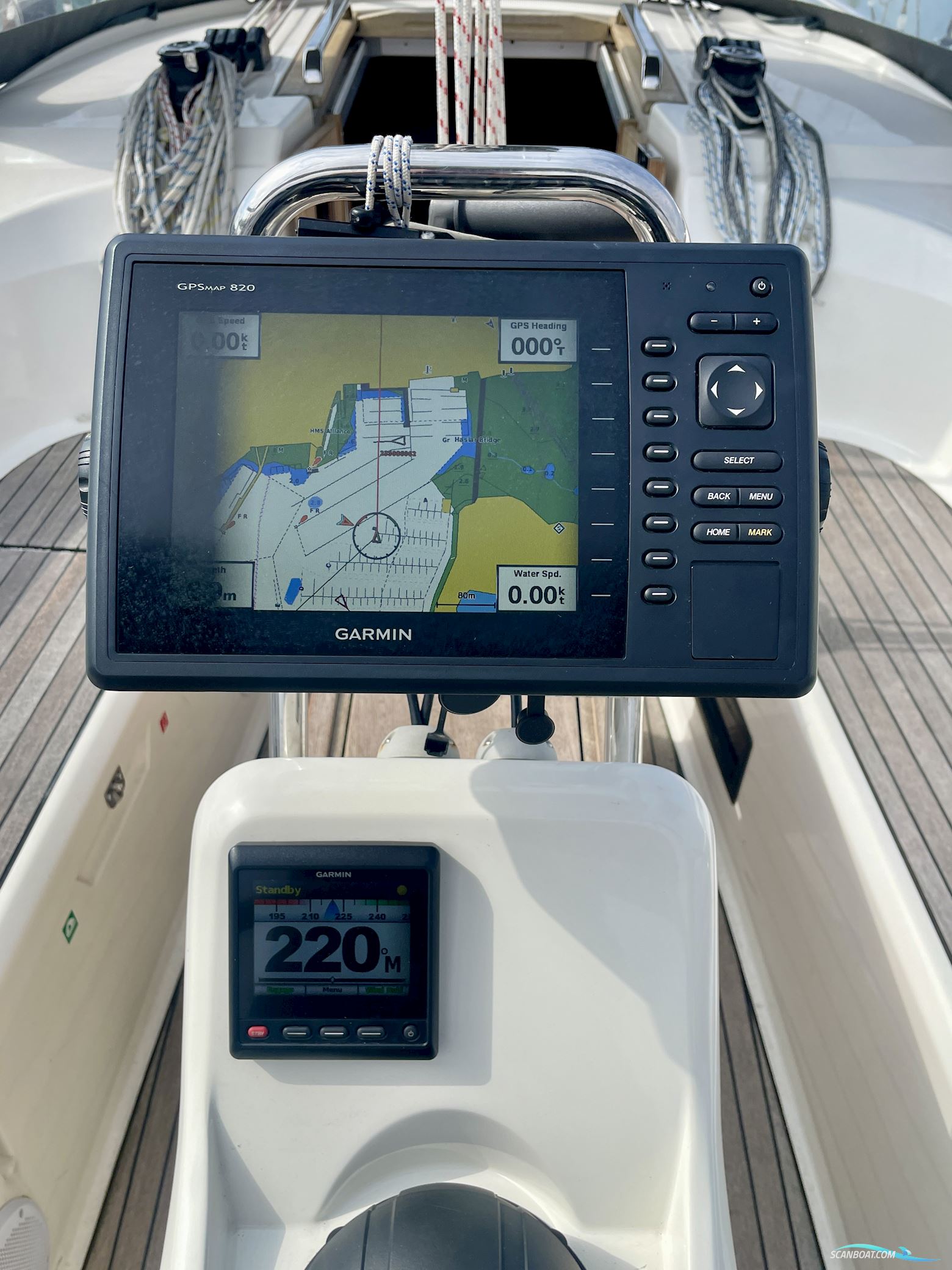 Bavaria Cruiser 33