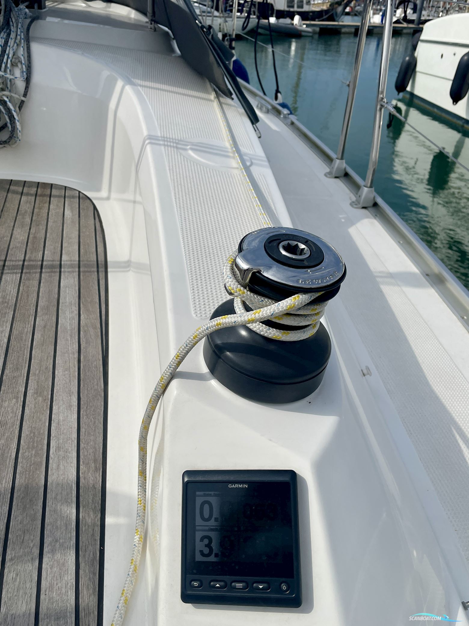 Bavaria Cruiser 33