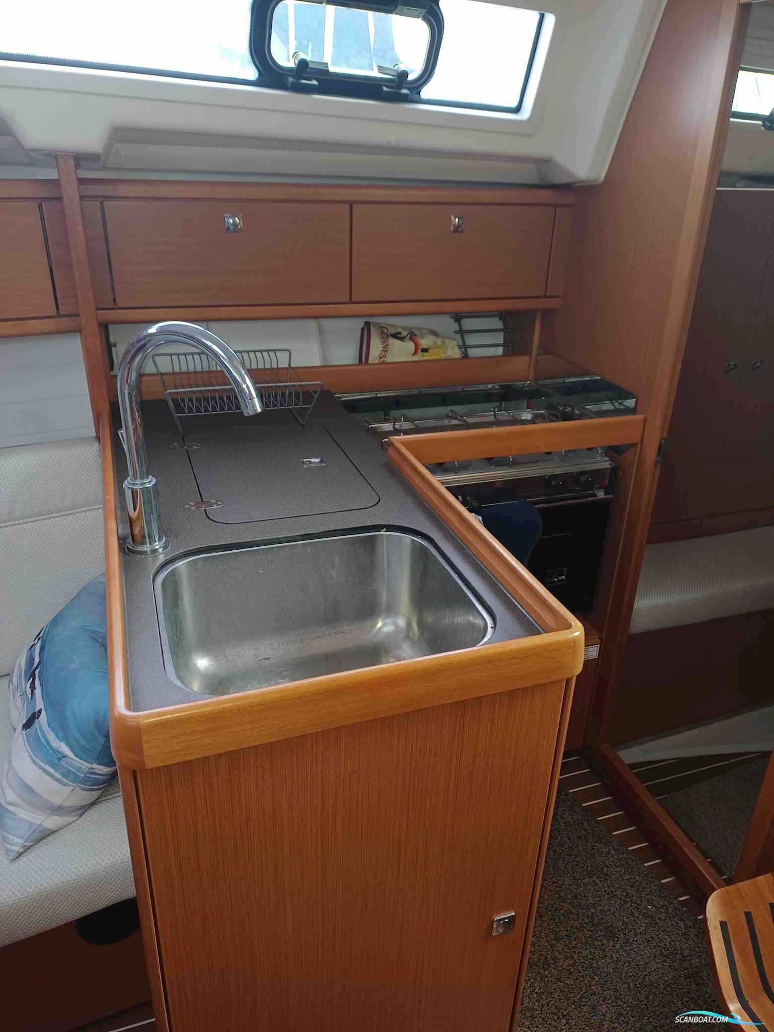 Bavaria Cruiser 33