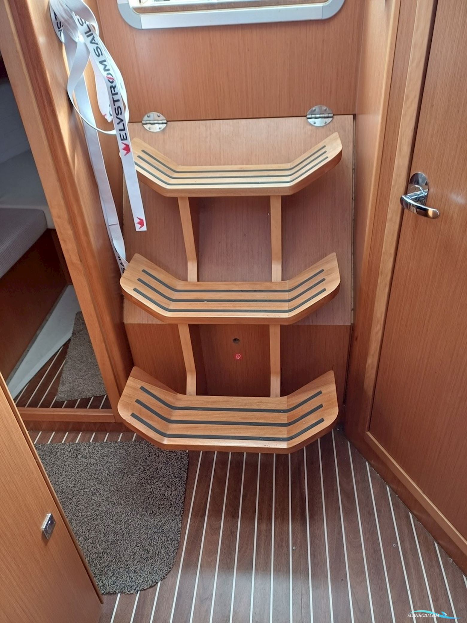 Bavaria Cruiser 33