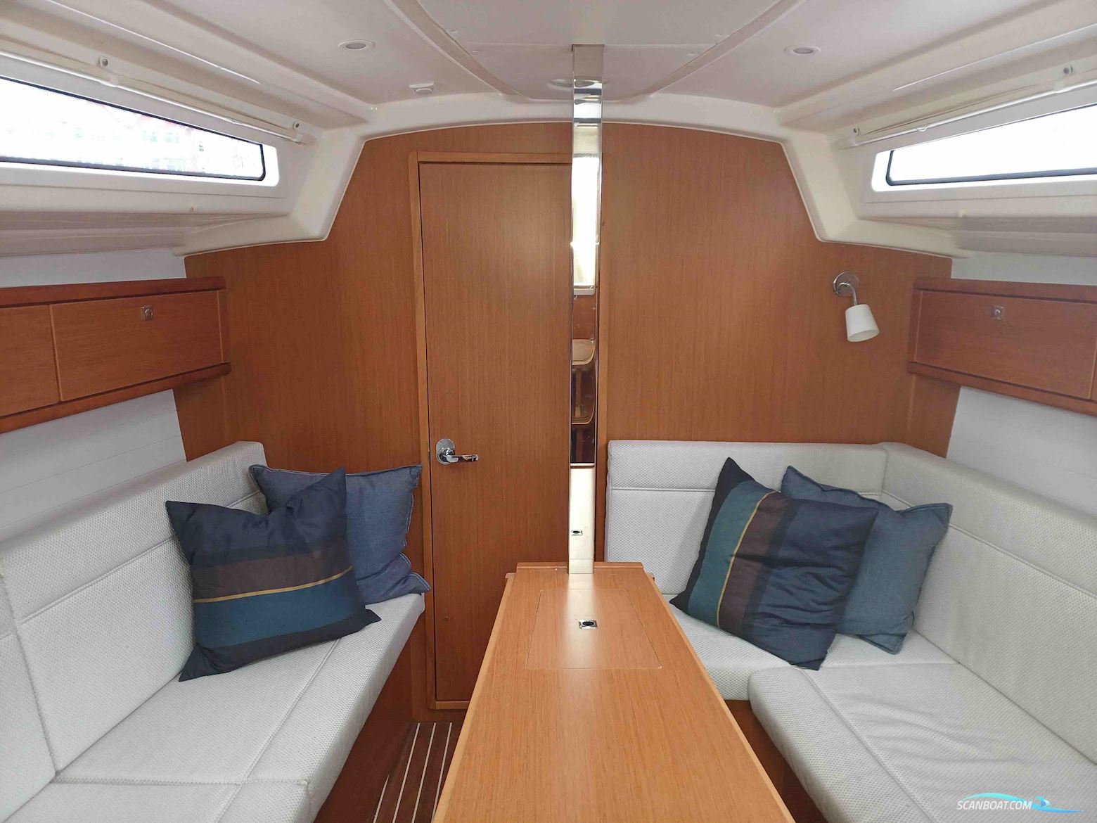 Bavaria Cruiser 33