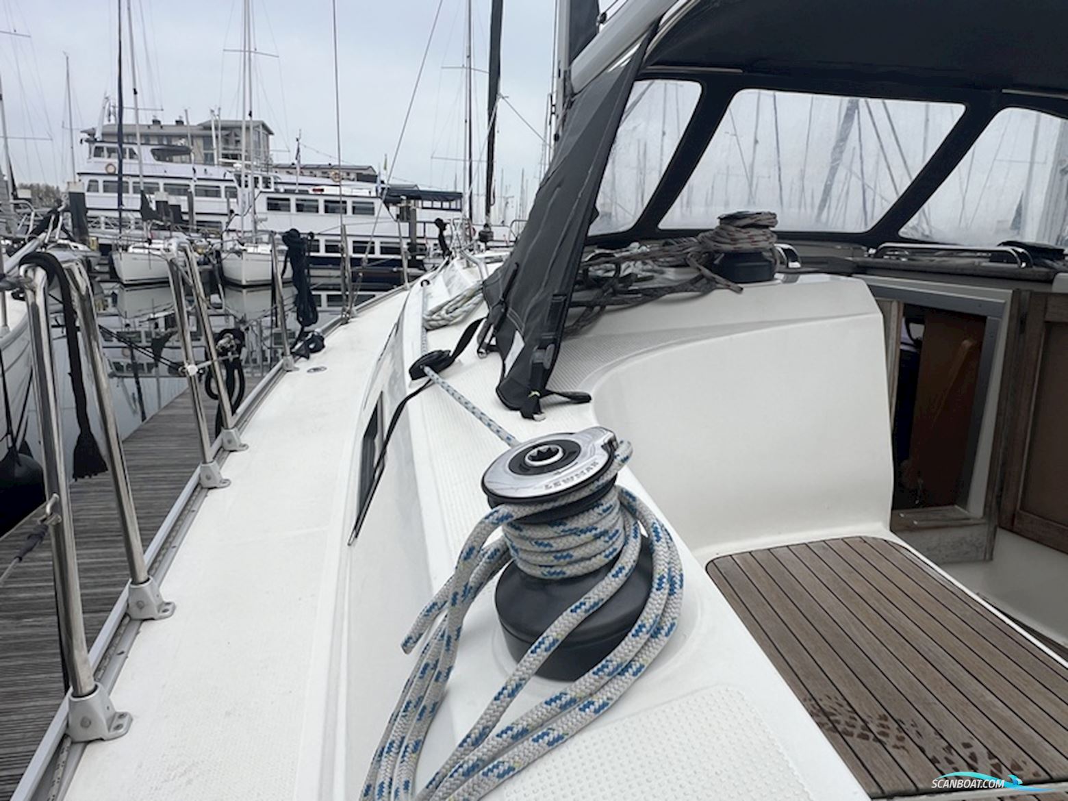 Bavaria Cruiser 37-3