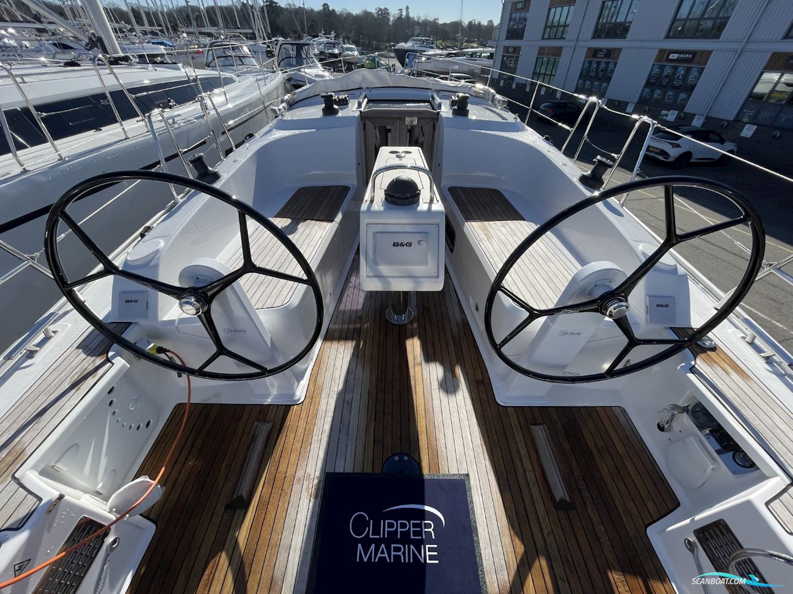 Bavaria Cruiser 37