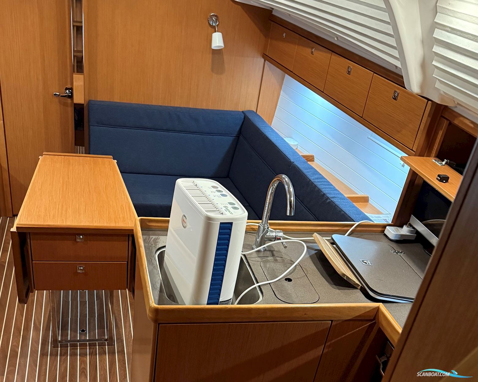 Bavaria Cruiser 37