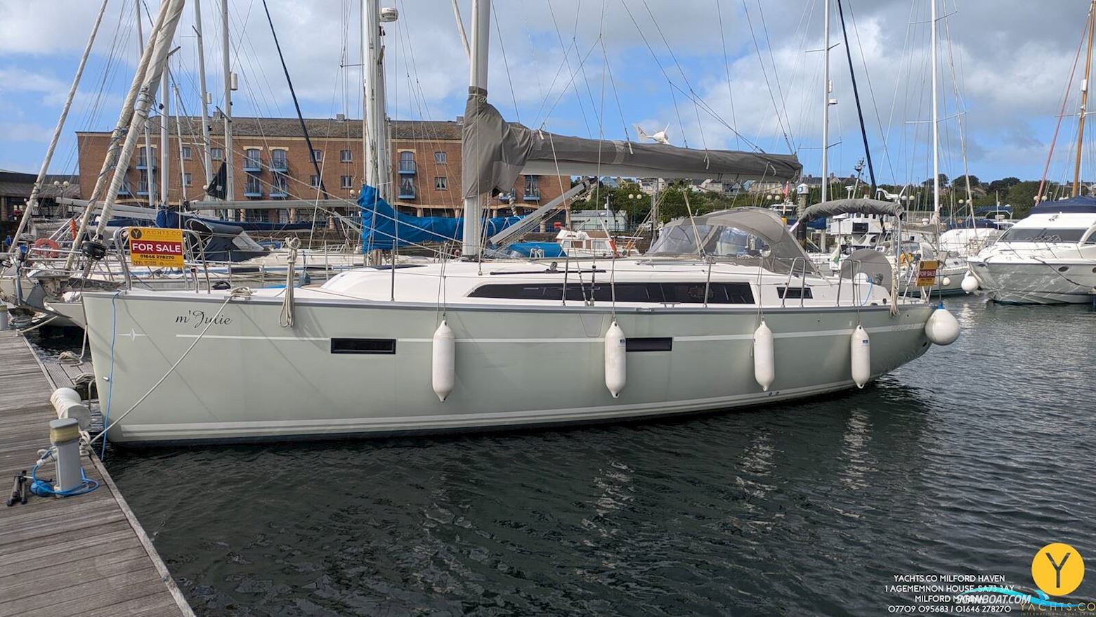 Bavaria Cruiser 37 Segelboot 2016, mit Volvo Penta D1-30F motor, England