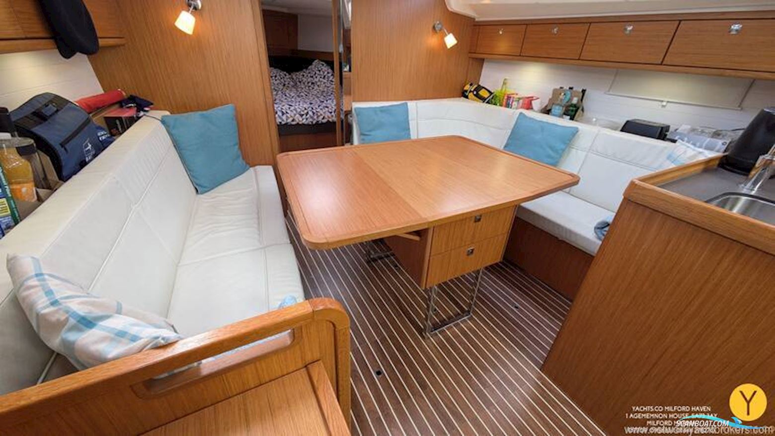 Bavaria Cruiser 37