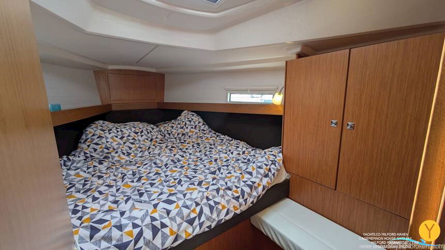 Bavaria Cruiser 37