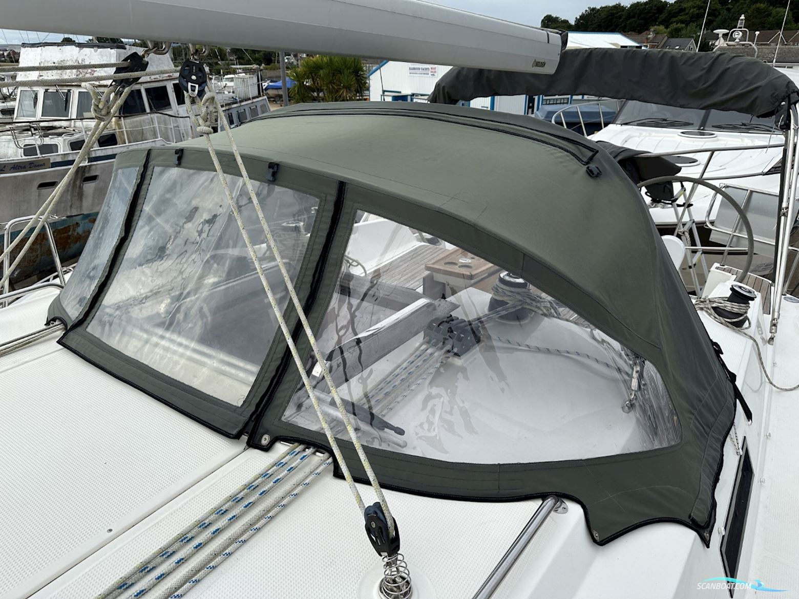 Bavaria Cruiser 37