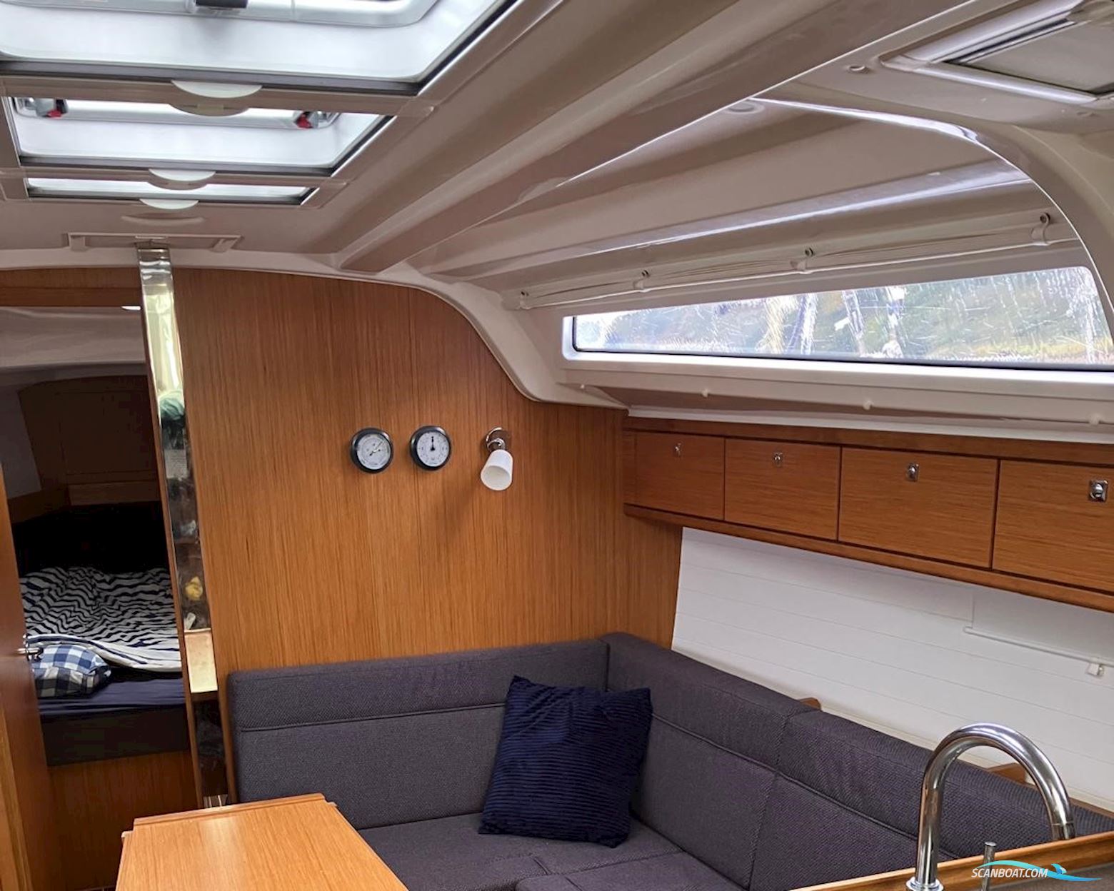 Bavaria Cruiser 37