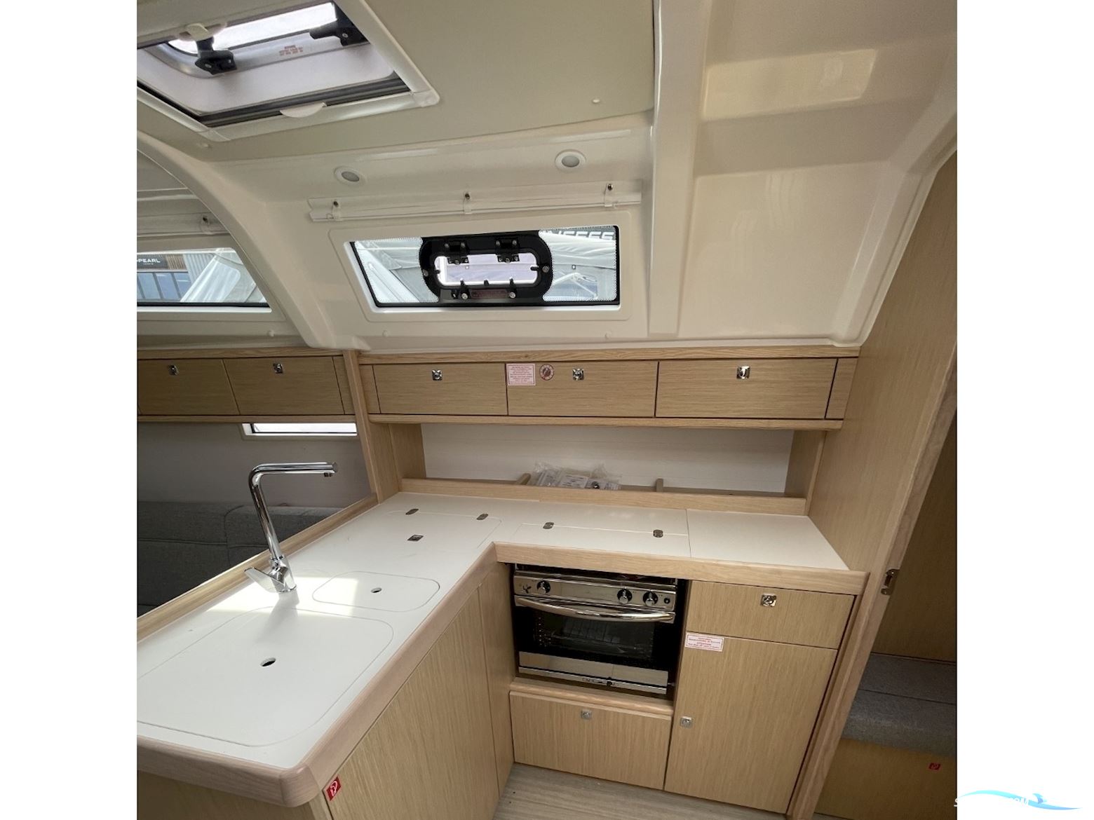 Bavaria Cruiser 37